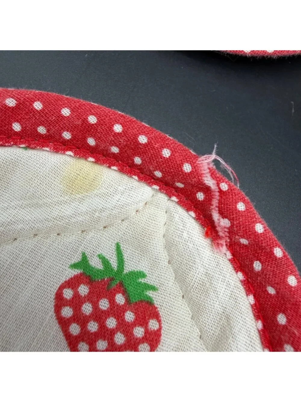 Quilted Strawberry Coasters Wood Holder Farmhouse Cottage Set Of 6 Polka Dots